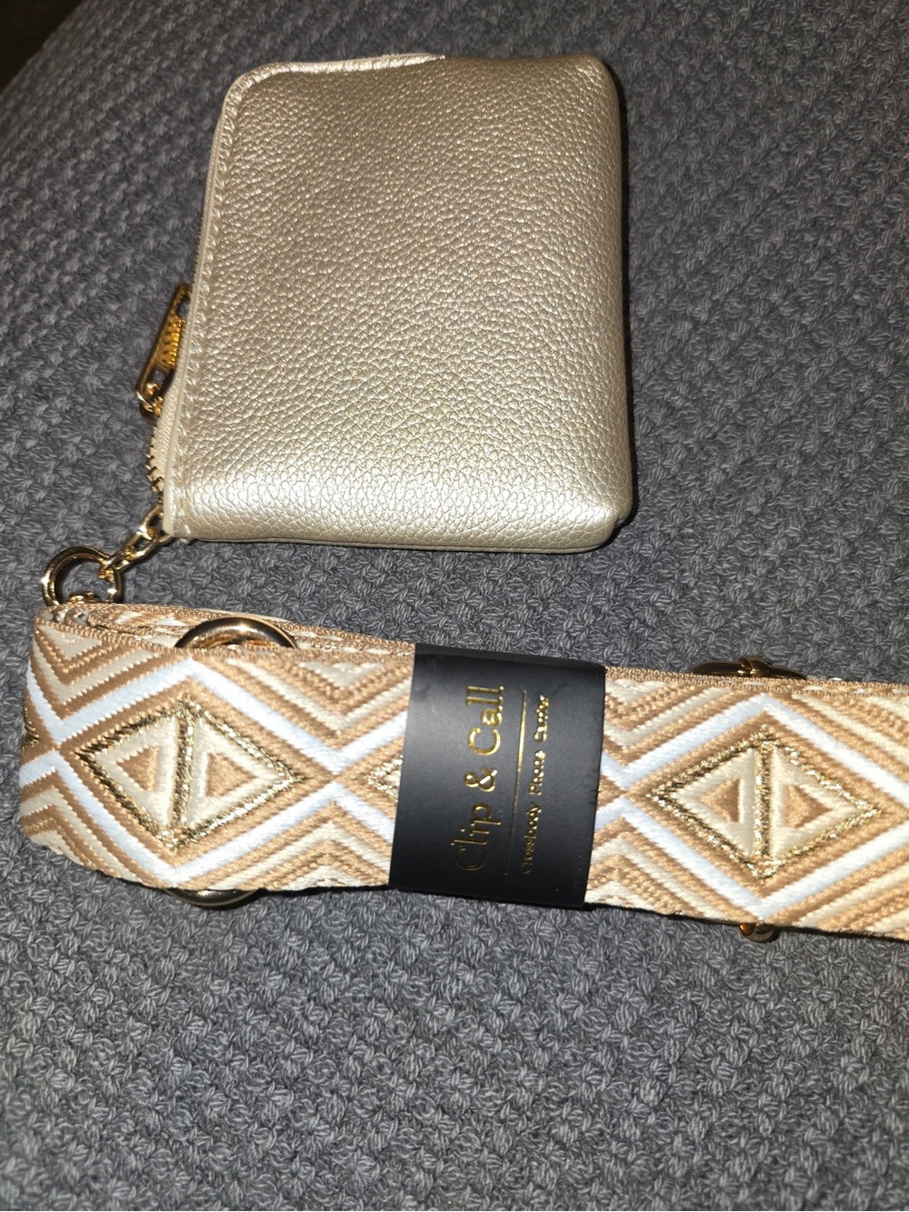 Clip and Carry phone strap with wallet-Beige